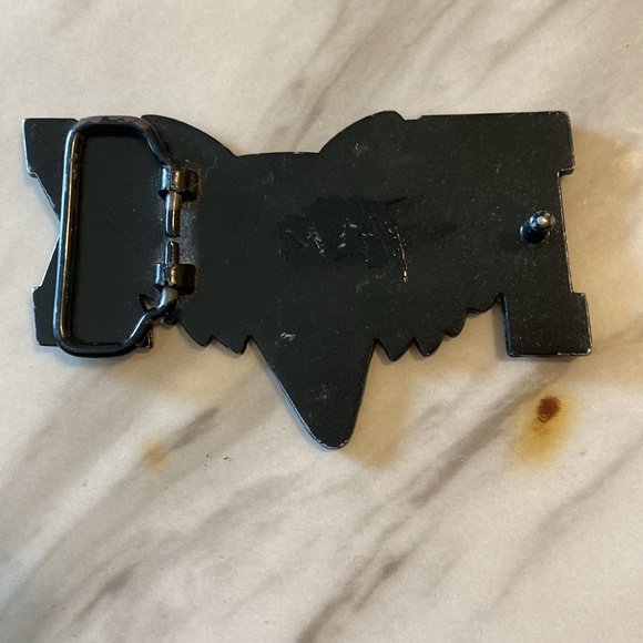 Woman’s white fox belt buckle - Picture 2 of 3